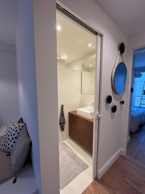 15 Porte De Versailles * Parigi